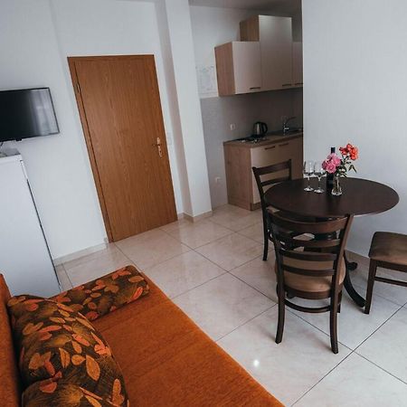 Apartmani Tamaris Vodice Exterior photo