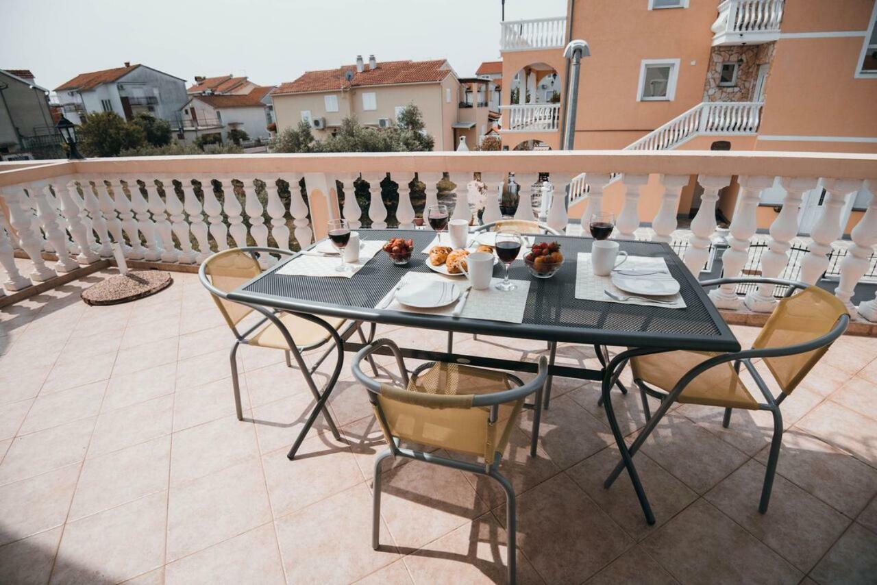Apartmani Tamaris Vodice Exterior photo