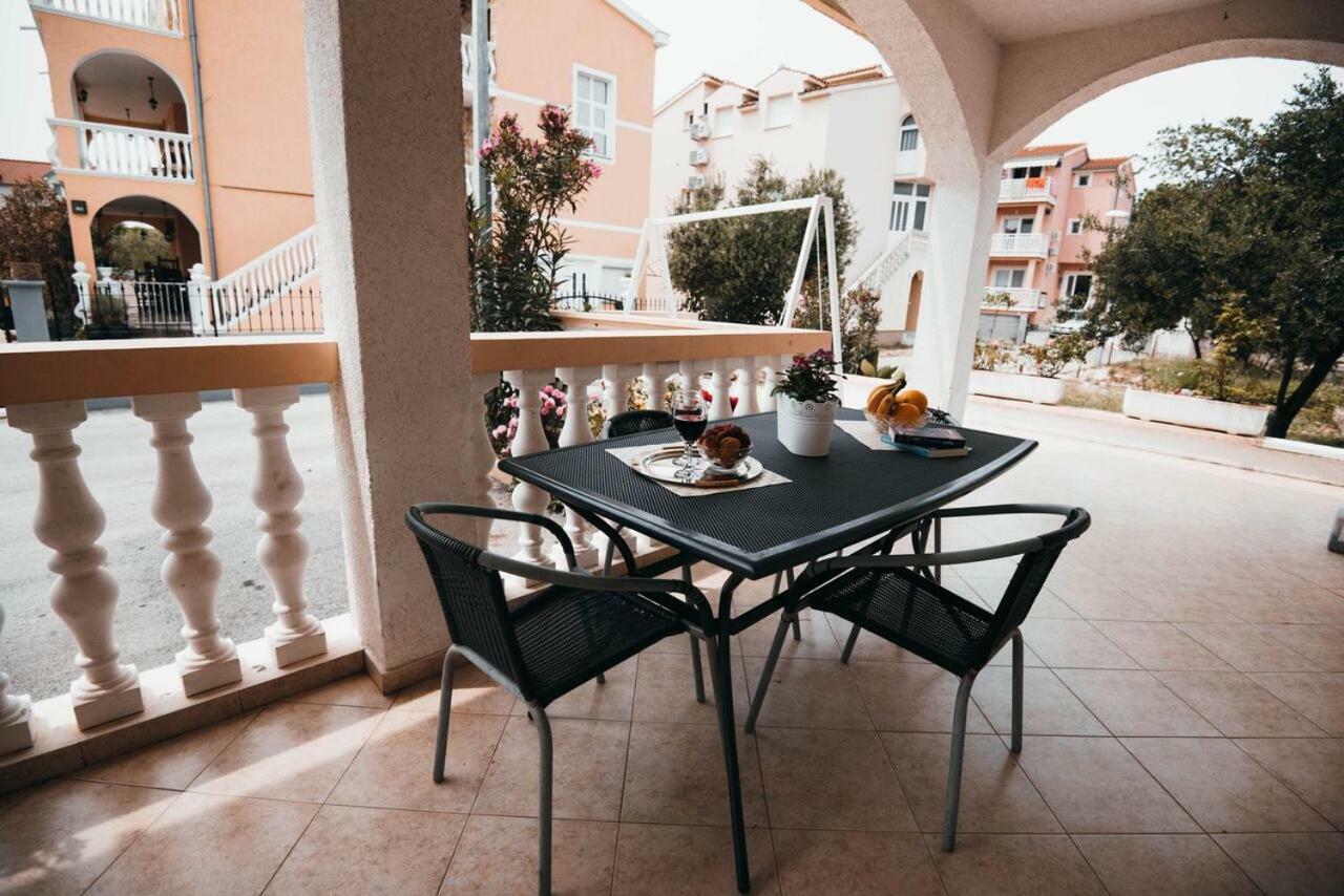 Apartmani Tamaris Vodice Exterior photo
