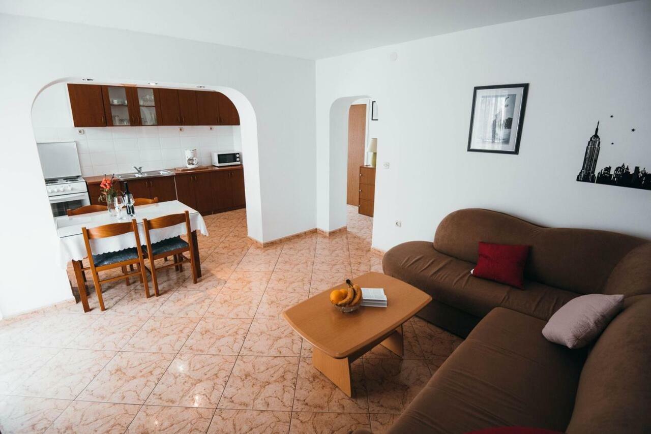 Apartmani Tamaris Vodice Exterior photo