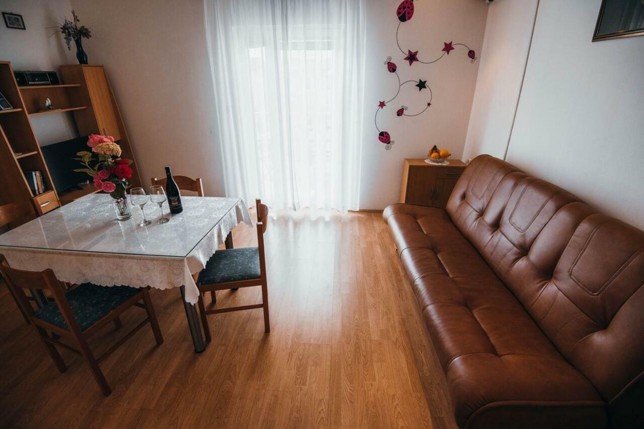 Apartmani Tamaris Vodice Exterior photo
