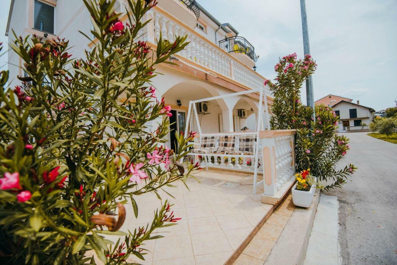 Apartmani Tamaris Vodice Exterior photo