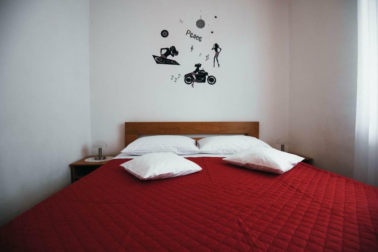 Apartmani Tamaris Vodice Exterior photo
