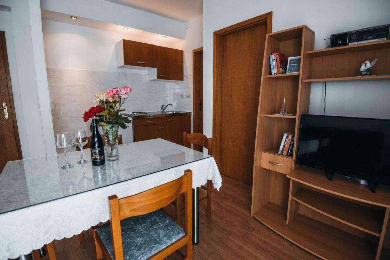 Apartmani Tamaris Vodice Exterior photo