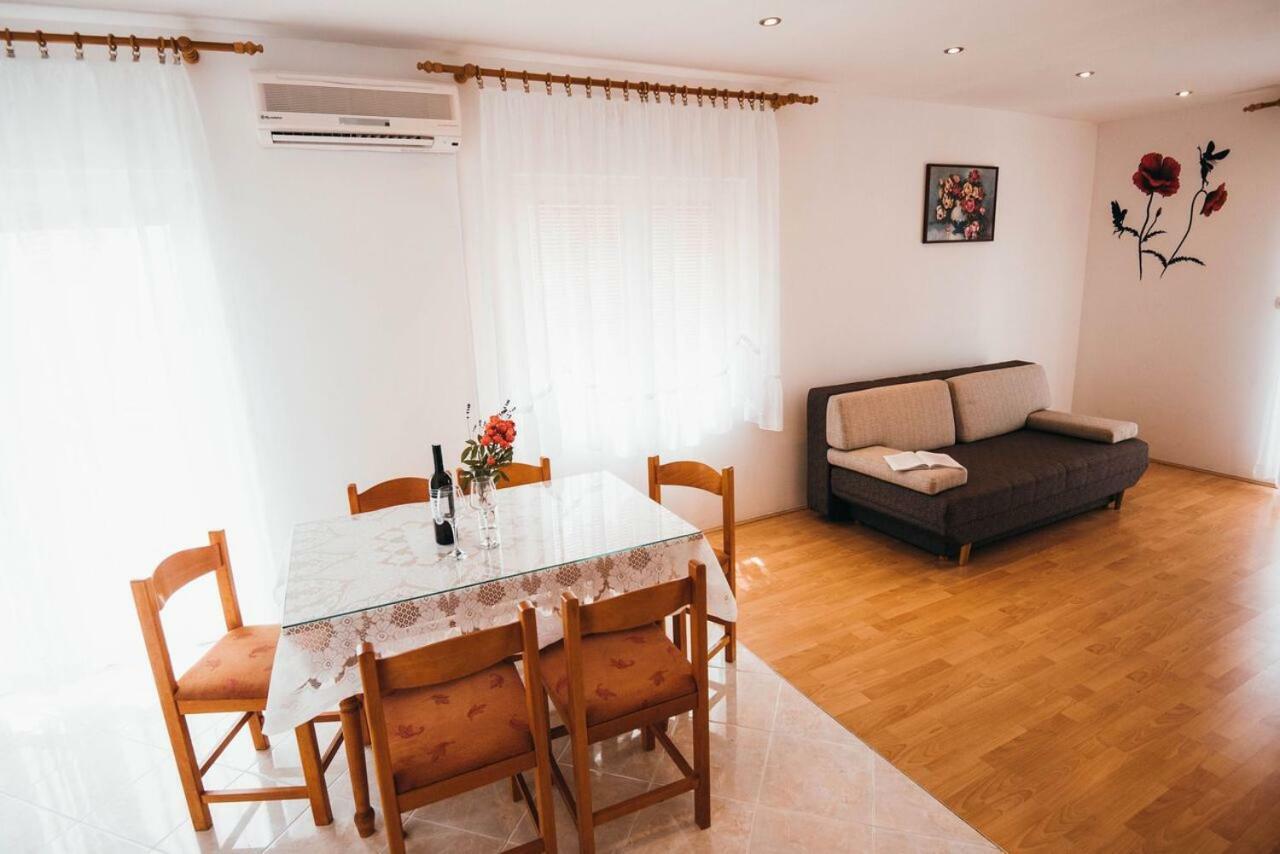 Apartmani Tamaris Vodice Exterior photo