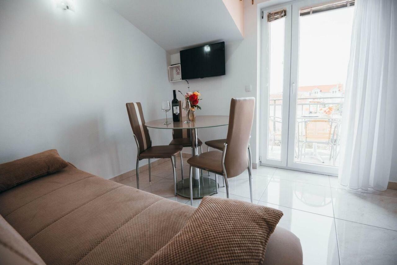 Apartmani Tamaris Vodice Exterior photo