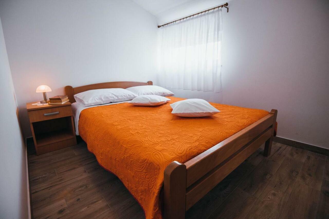 Apartmani Tamaris Vodice Exterior photo